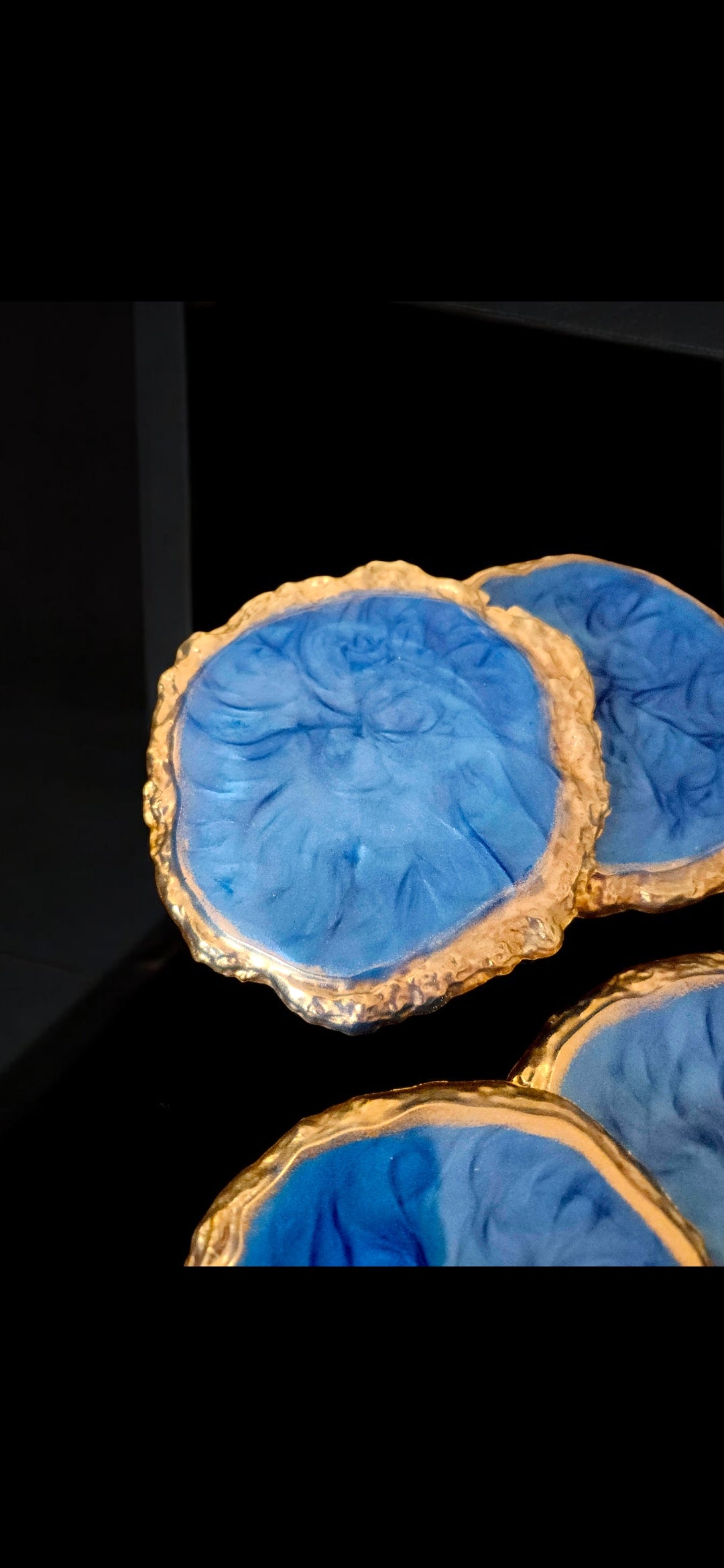 Midnight Surge – Gilded Blue Resin Coaster Set (4-Piece)