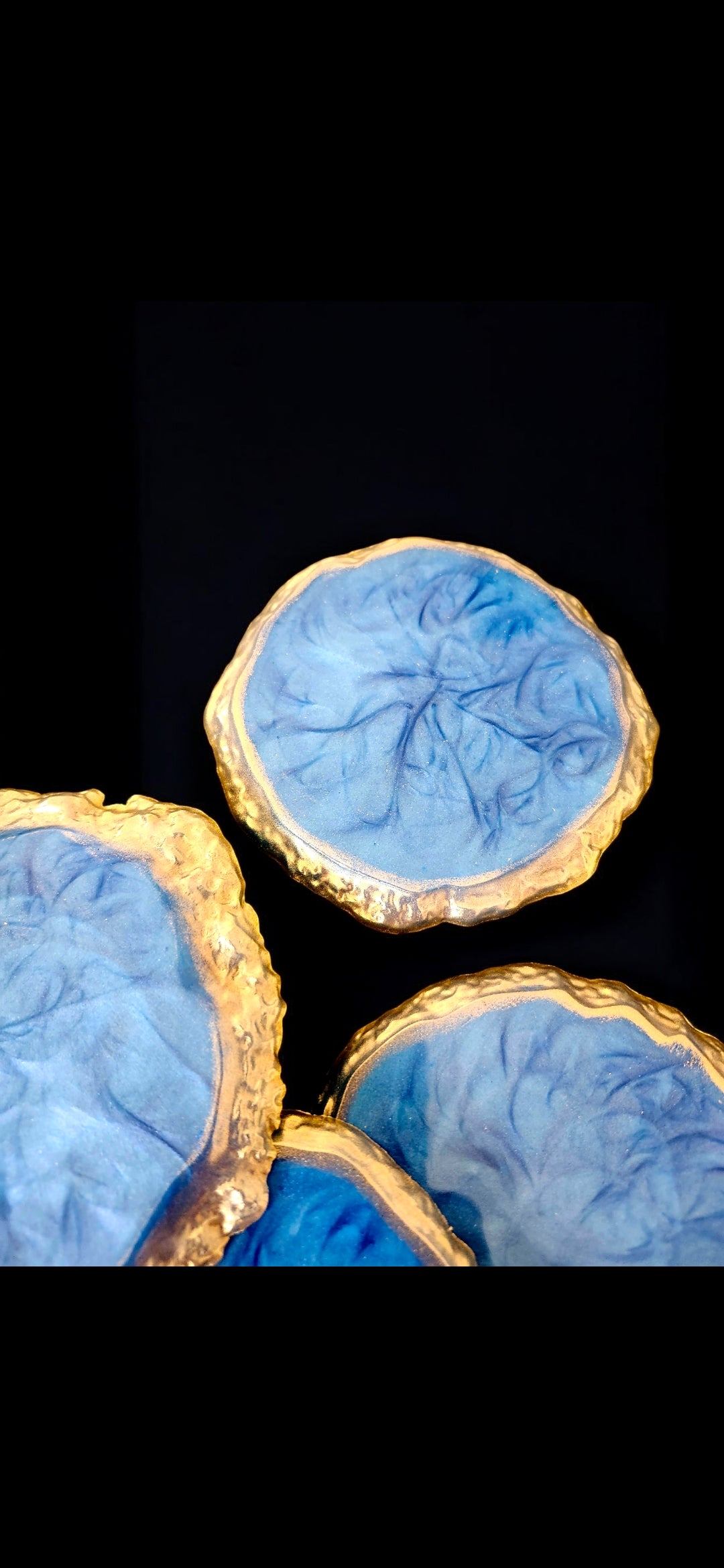 Midnight Surge – Gilded Blue Resin Coaster Set (4-Piece)
